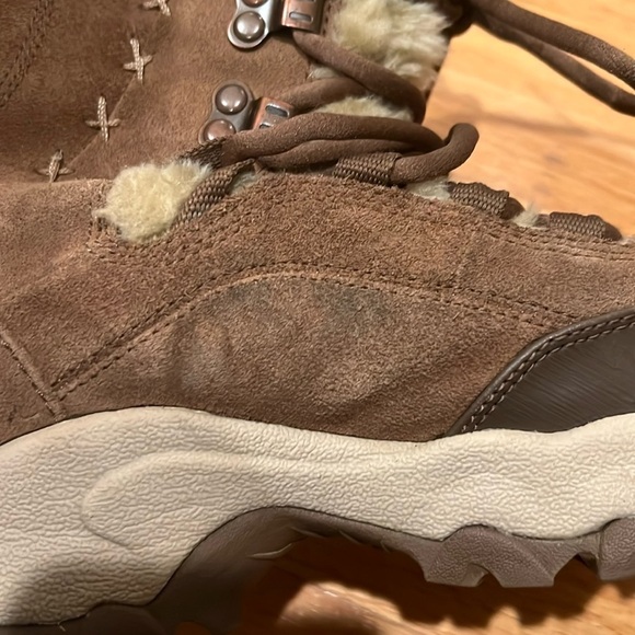 Hi-TEC St. Moritz Thinsulate Brown and Tan Women’s Snow Winter Boots - Size 7.5 - Picture 14 of 17